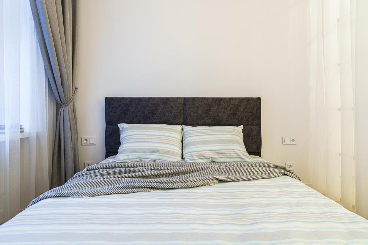 Moder Chic Apartment In Center-Prime Rentals كاوناس المظهر الخارجي الصورة
